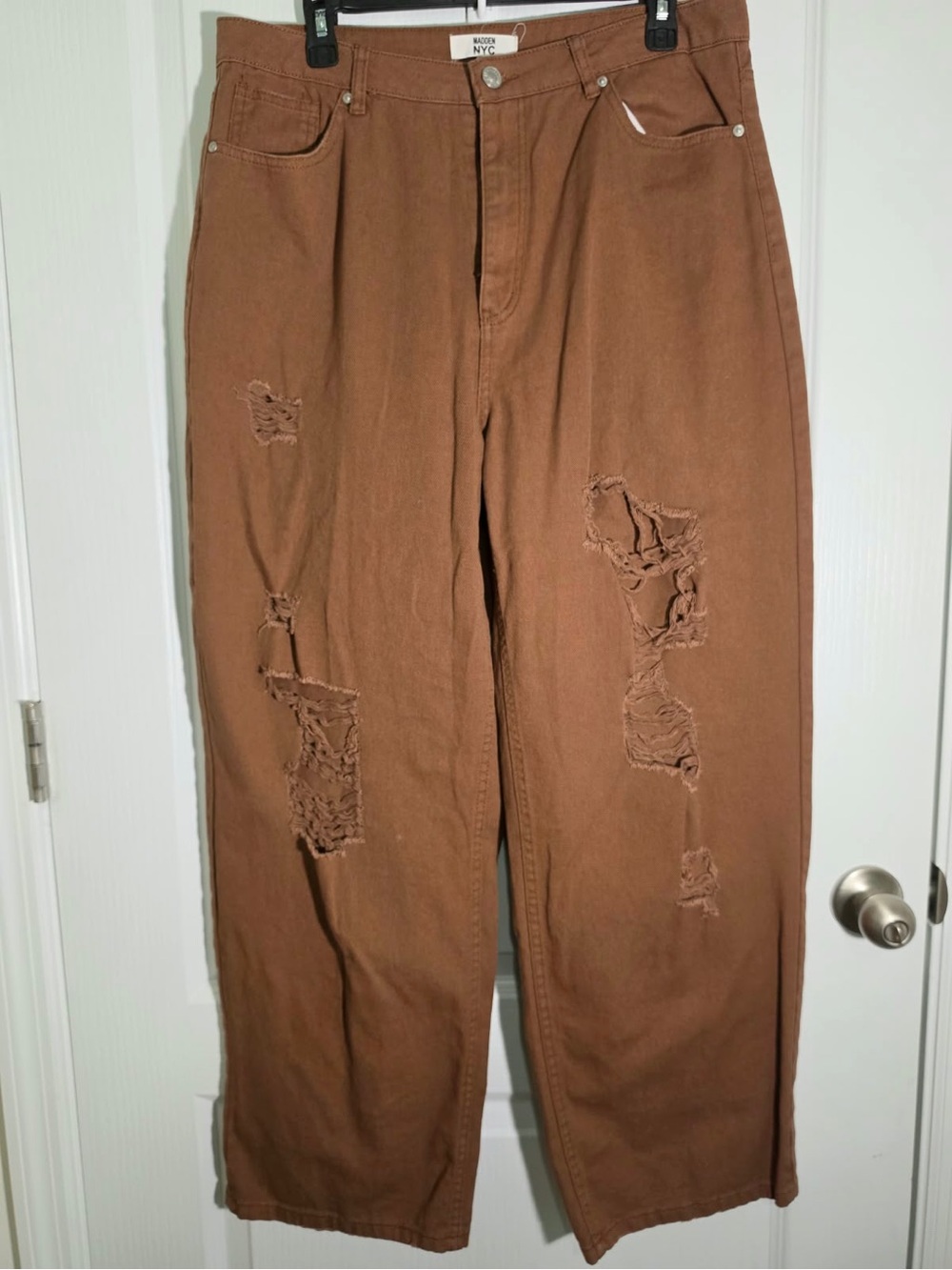 Distressed Wide Leg Cargo Pants in Brown